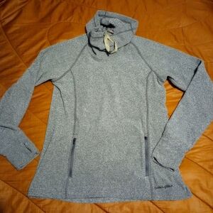 Grey fleace long sleeve size medium